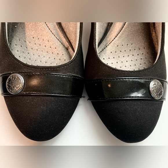 Life Stride Accented black heels Size 9.5 Like New My Loss Your Gain - Picture 4 of 5